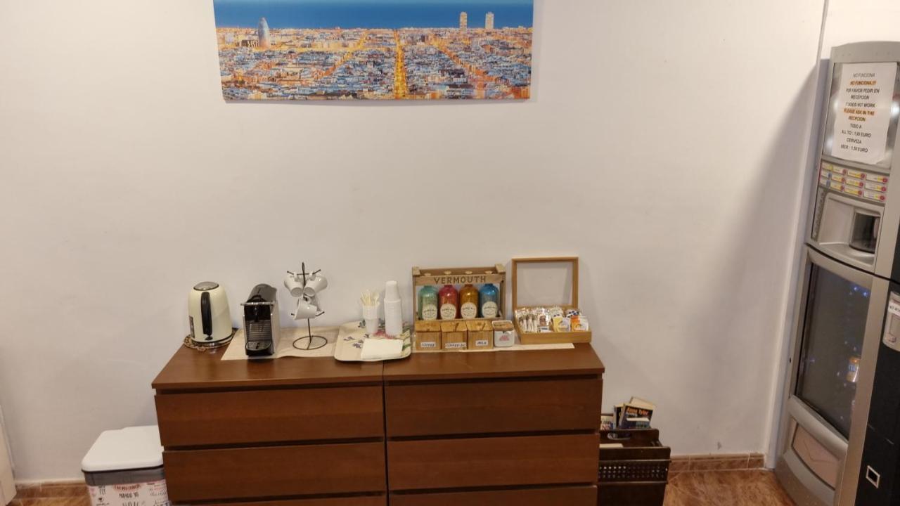 Hostal Rio De Castro Барселона Екстер'єр фото
