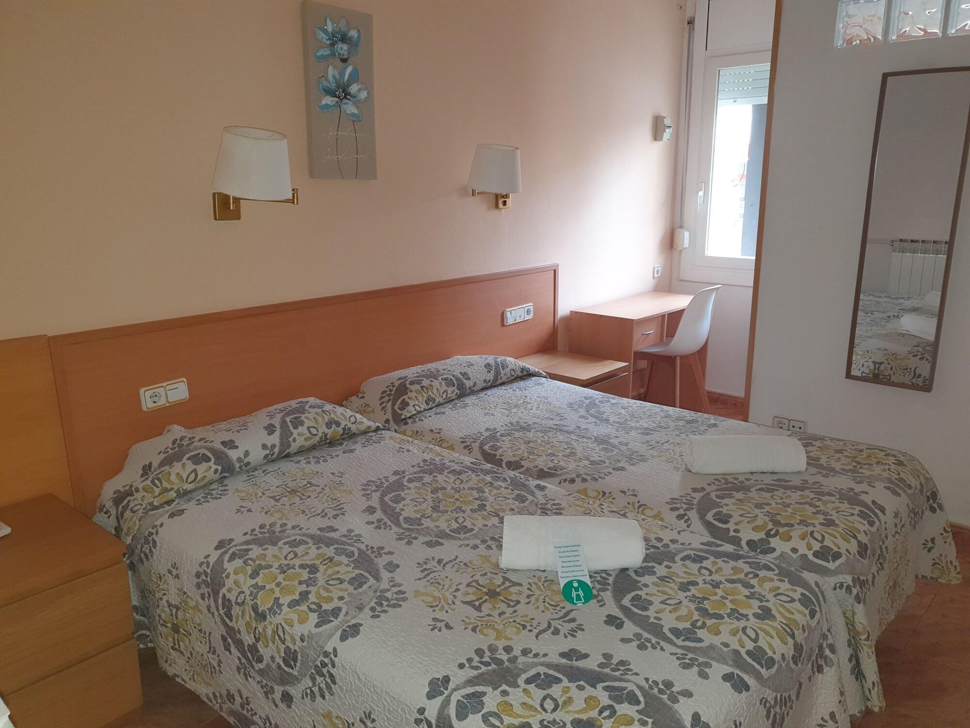 Hostal Rio De Castro Барселона Екстер'єр фото