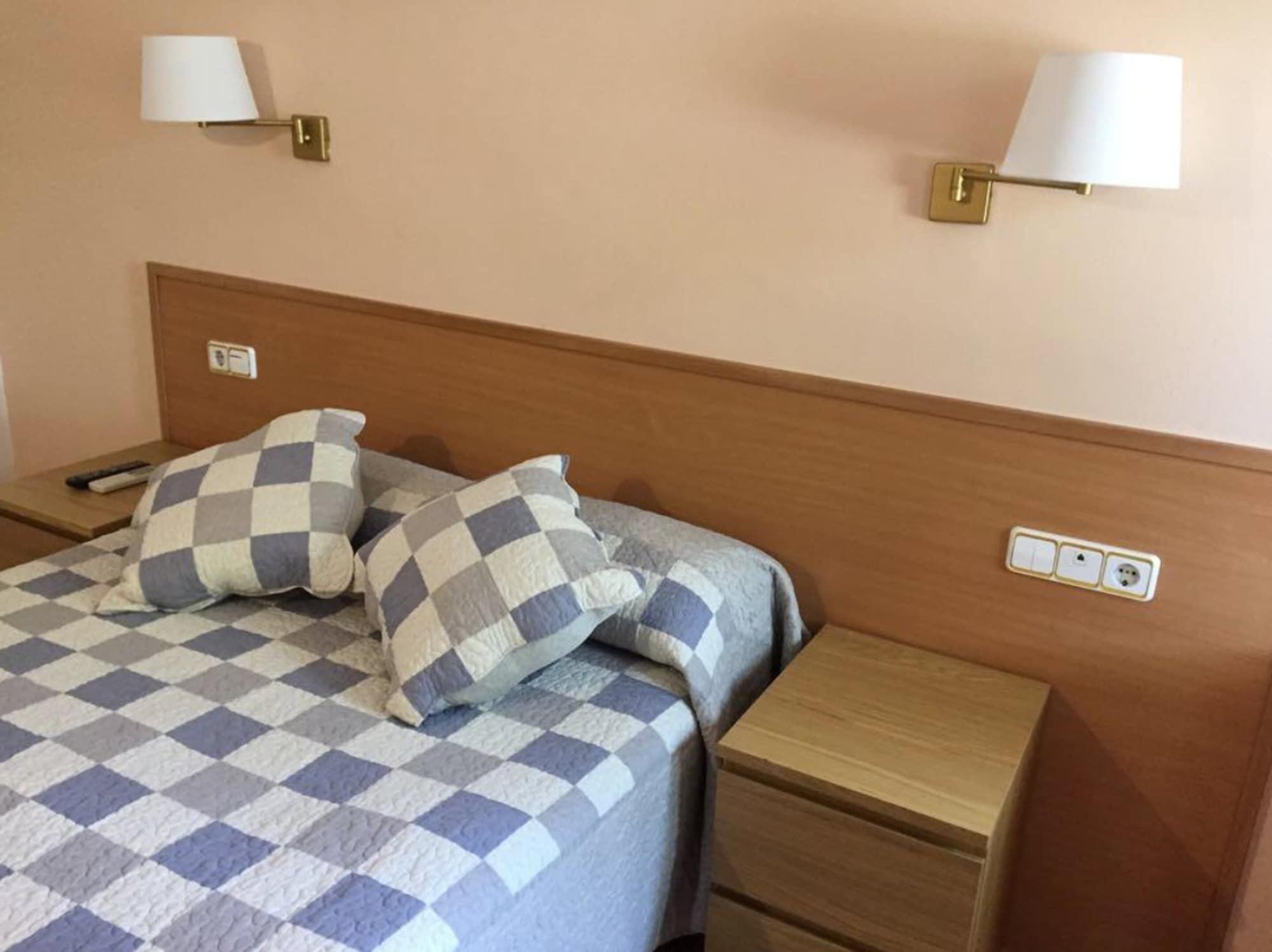 Hostal Rio De Castro Барселона Екстер'єр фото