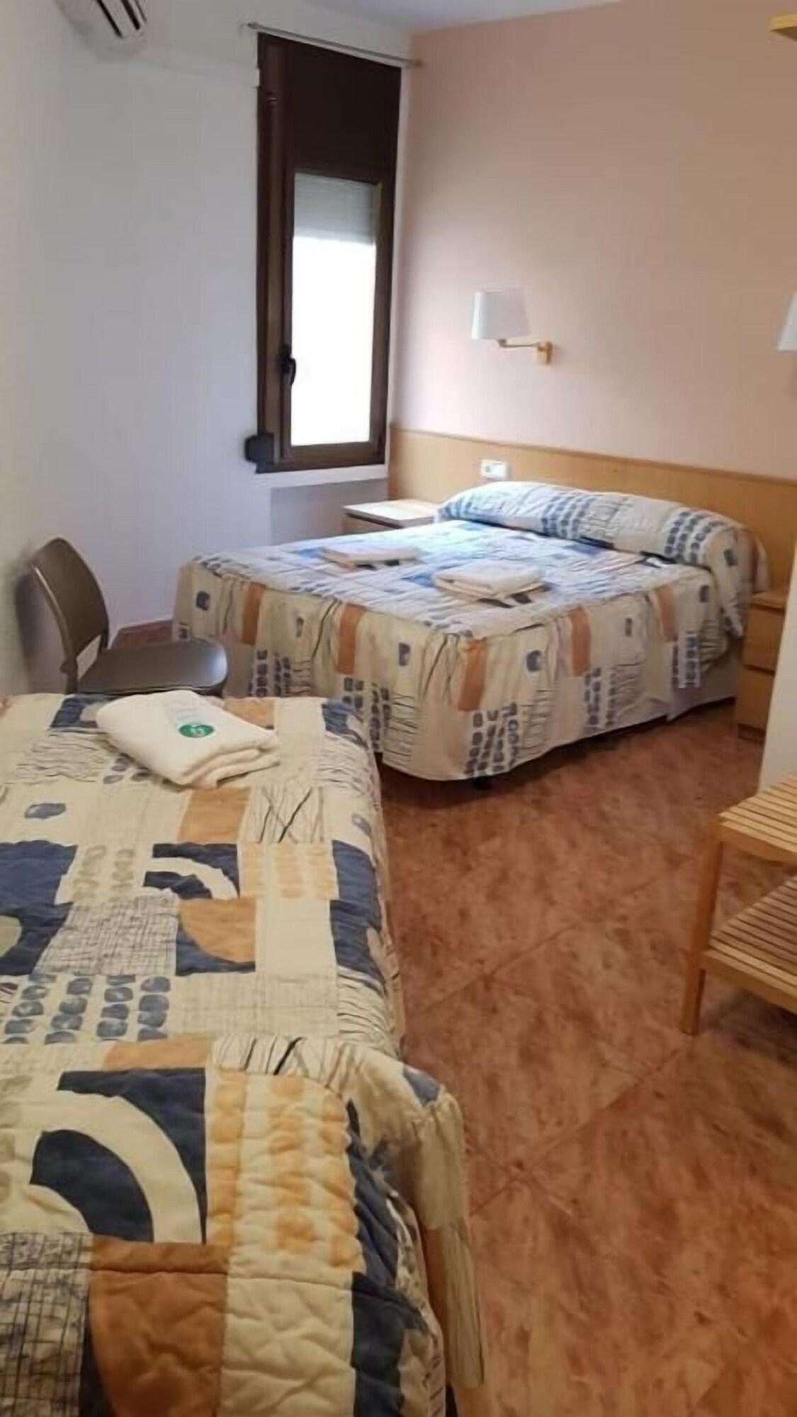 Hostal Rio De Castro Барселона Екстер'єр фото